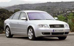 Audi A6 3.0 Quattro Sedan 2001 года